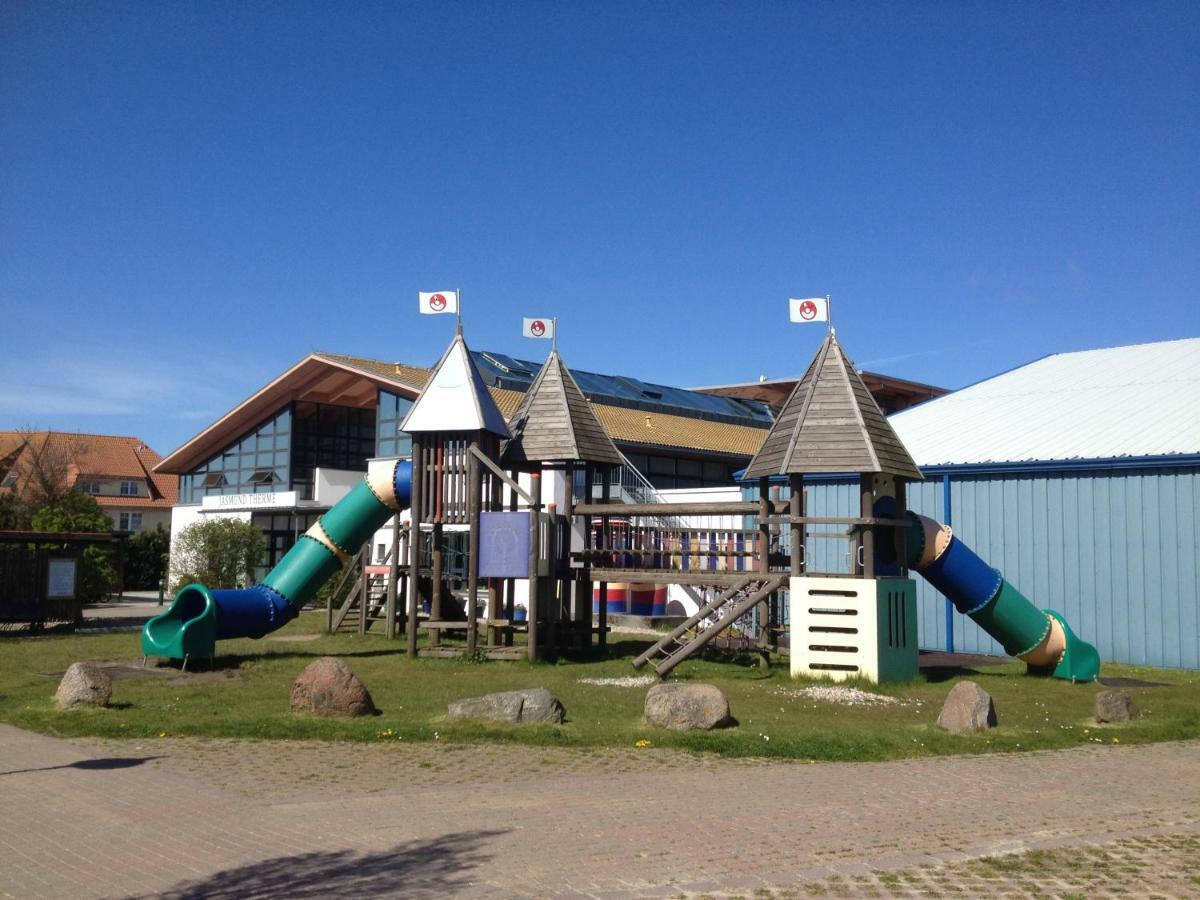 Ferienwohnung Möwe im Ferien-Resort Rügen Sagard Exterior foto